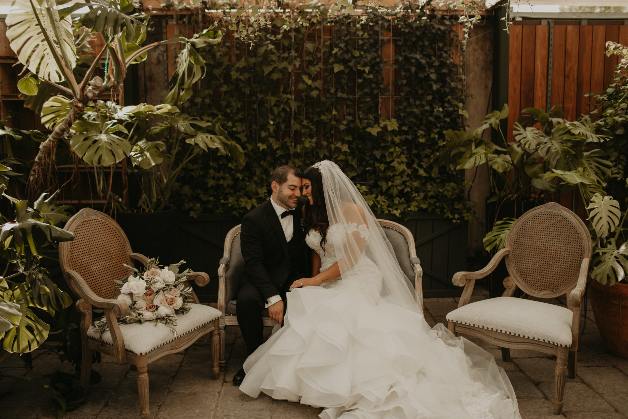 Planterra Conservatory wedding photography bride and groom